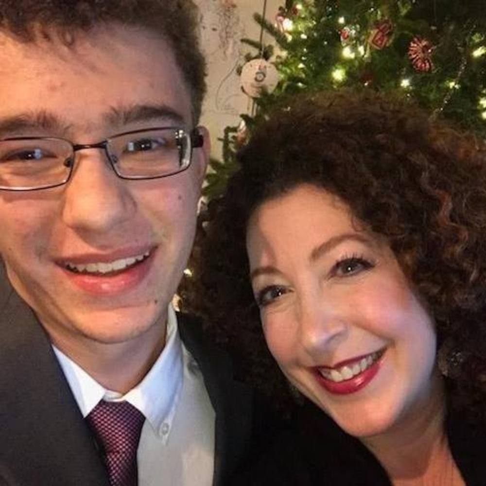 Meet your Posher, Pam